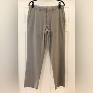 Walter Hagen Fine Plaid Flat Front Golf Pants Trousers Gray sz 34/32